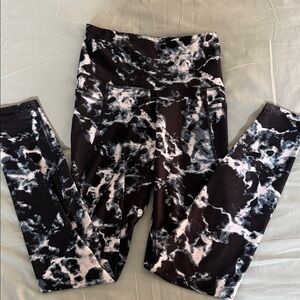 Old Navy Black and blue Leggings xs A13